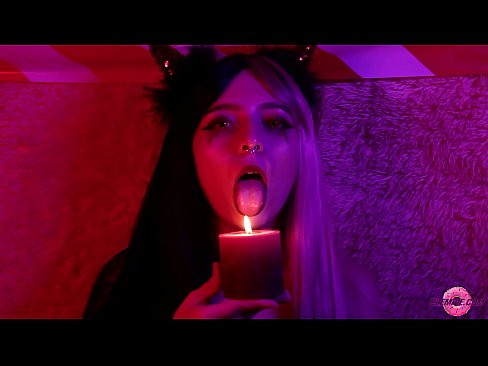 ❤️ Μια παθιασμένη πίπα από ένα σέξι Succubus με ένα σπέρμα στο στόμα της. Πόρνο vk ❌